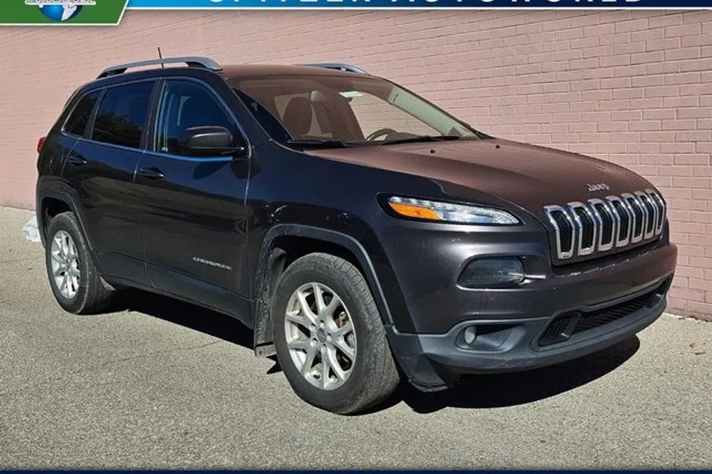2017 Jeep Cherokee Latitude photo 1