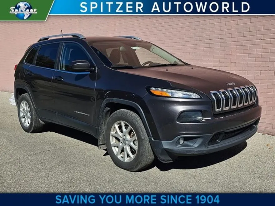 2017 Jeep Cherokee Latitude photo 1