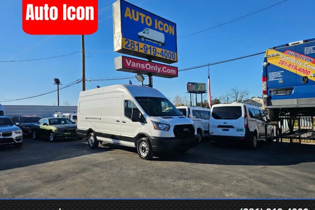 2024 Ford Transit Cargo photo 1