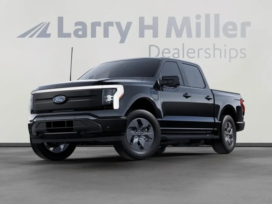2025 Ford F-150 Lightning photo 1