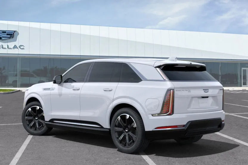 2025 Cadillac Escalade IQ Sport photo 1