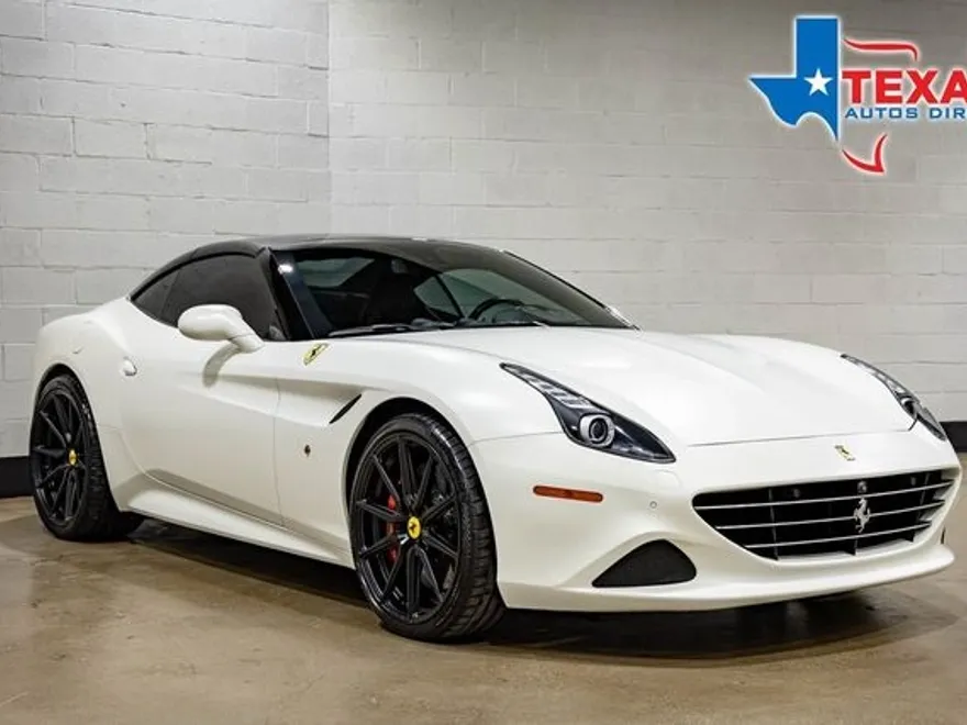 2016 Ferrari California T photo 1