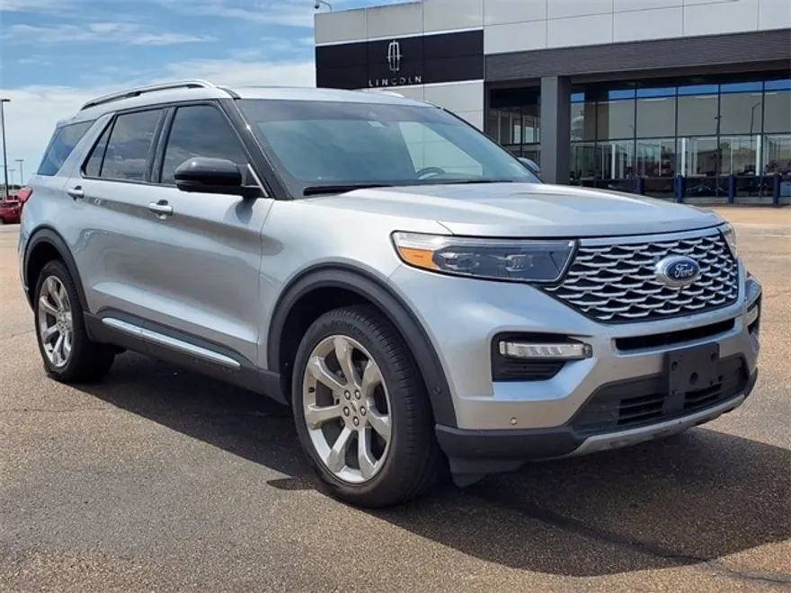 2020 Ford Explorer Platinum photo 1