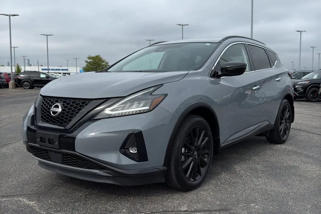 2023 Nissan Murano SV photo 1