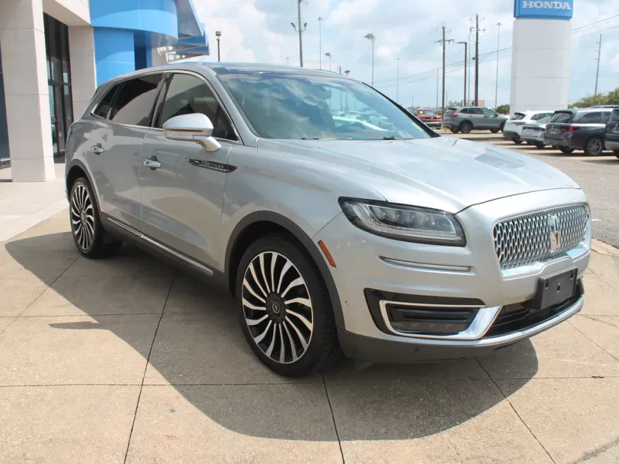 2020 Lincoln Nautilus Black Label photo 1