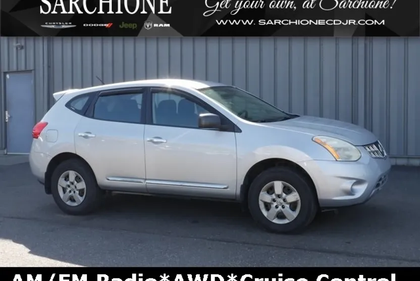 2012 Nissan Rogue S photo 1