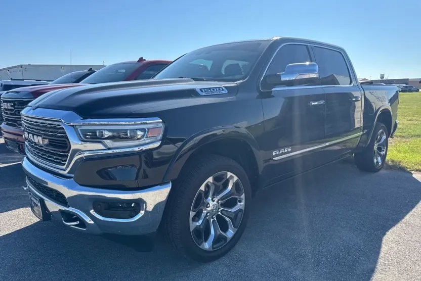 2020 Ram 1500 Limited photo 1