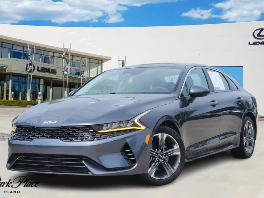 2022 Kia K5 EX photo 1