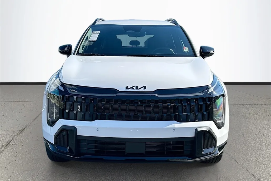 2026 Kia Sportage X-Line photo 1