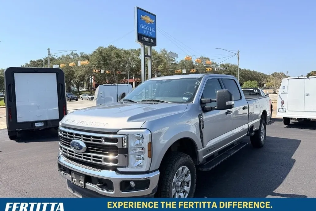 2024 Ford F-250 XLT photo 1