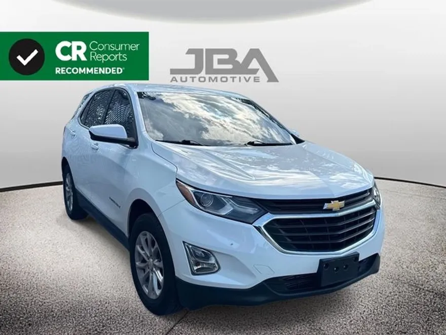 2020 Chevrolet Equinox LT photo 1