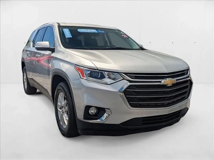 2021 Chevrolet Traverse Cloth photo 1