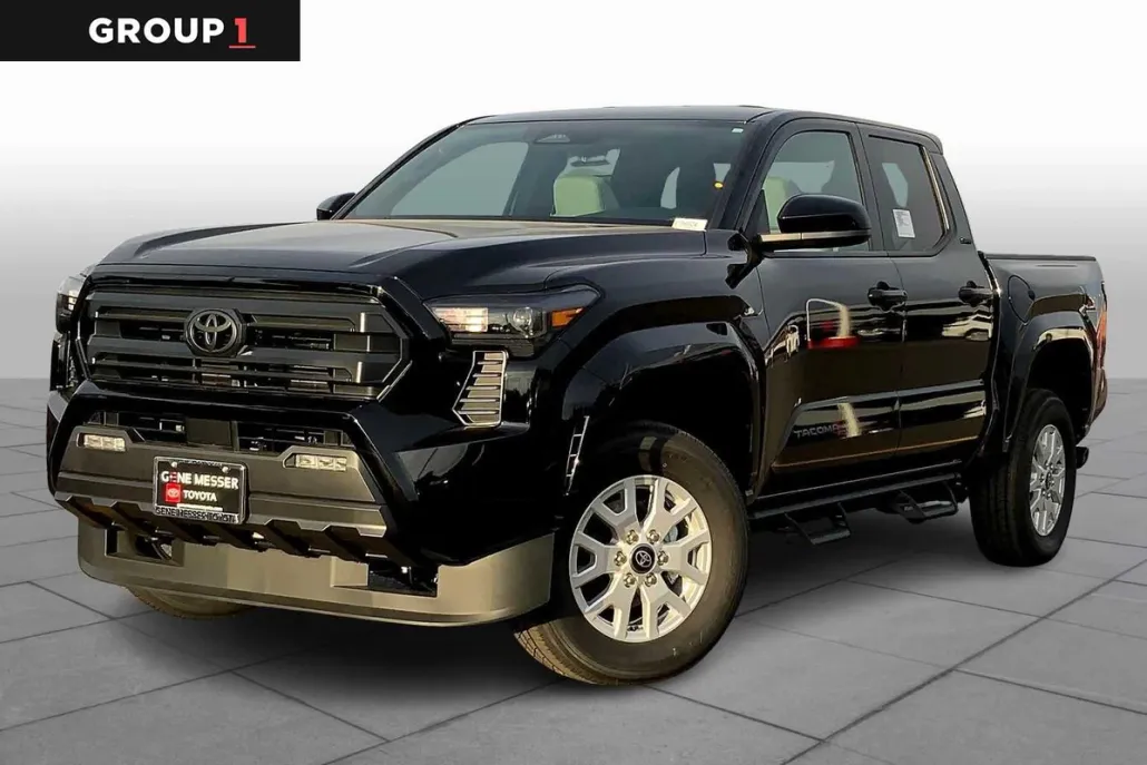 2025 Toyota Tacoma SR5 photo 1