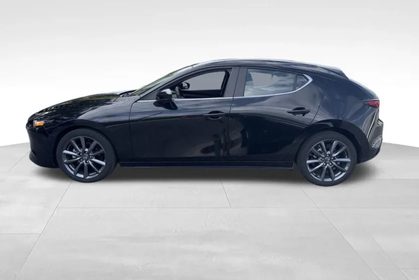 2021 Mazda Mazda3 Preferred Hatchback photo 1