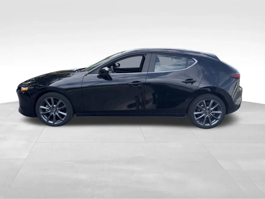 2021 Mazda Mazda3 Preferred Hatchback photo 1