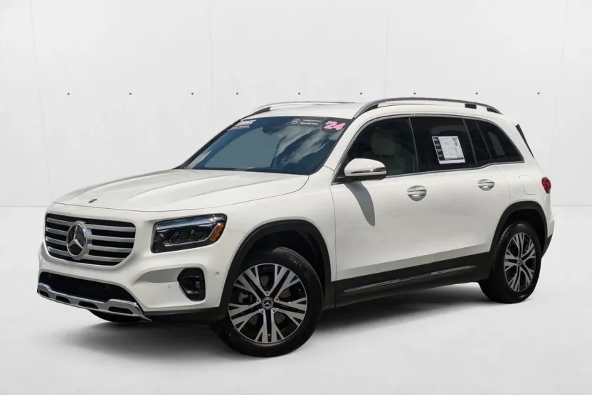 2024 Mercedes Benz GLB 250 photo 1