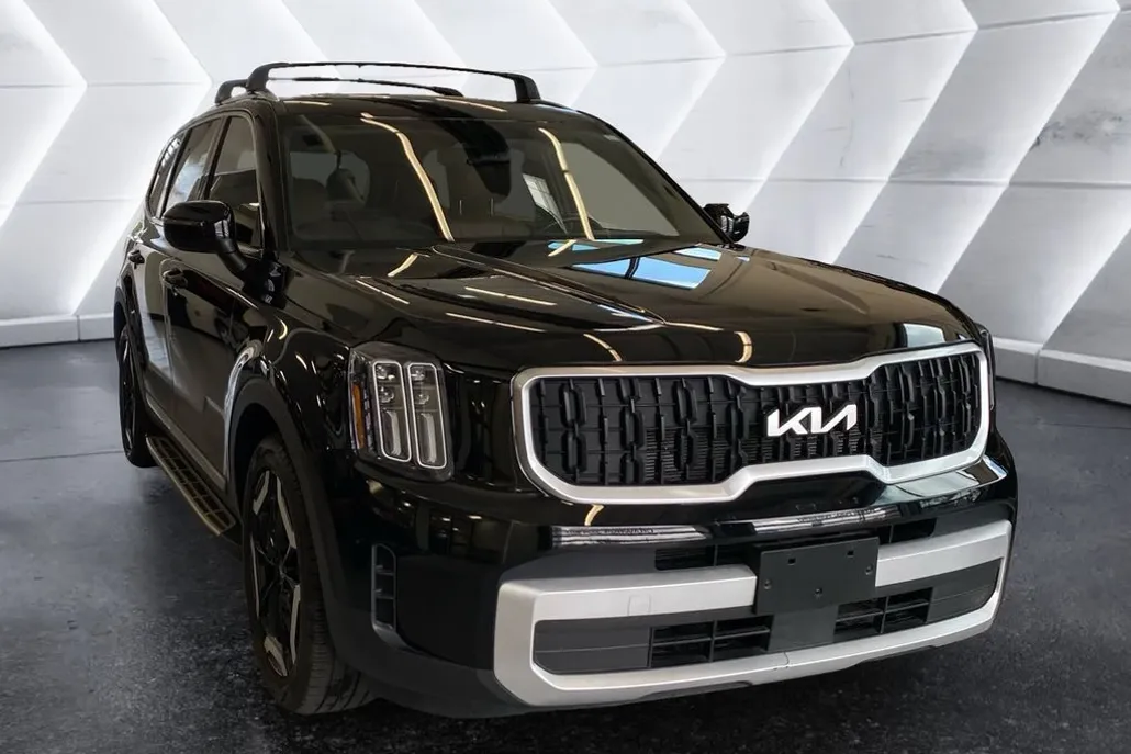 2024 Kia Telluride EX photo 1
