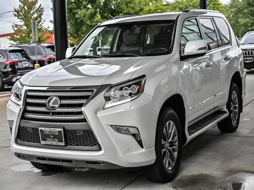 2019 Lexus GX 460 Luxury photo 1