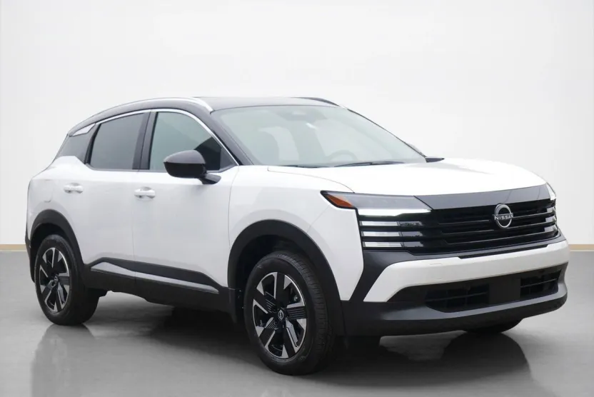 2025 Nissan Kicks SV photo 1