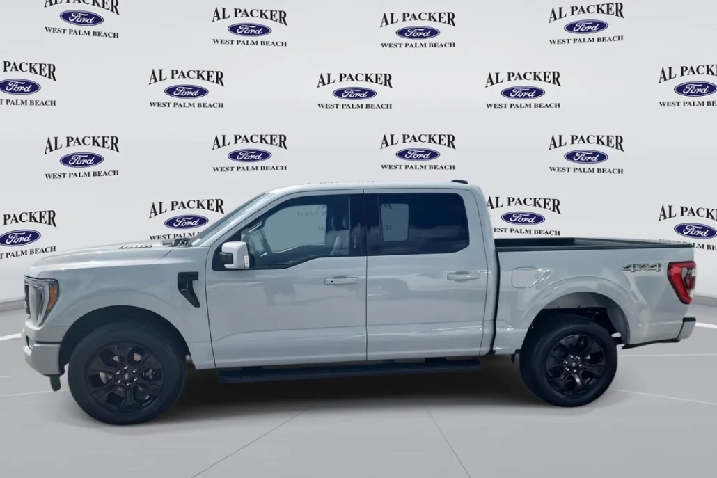2023 Ford F-150 Lariat photo 1