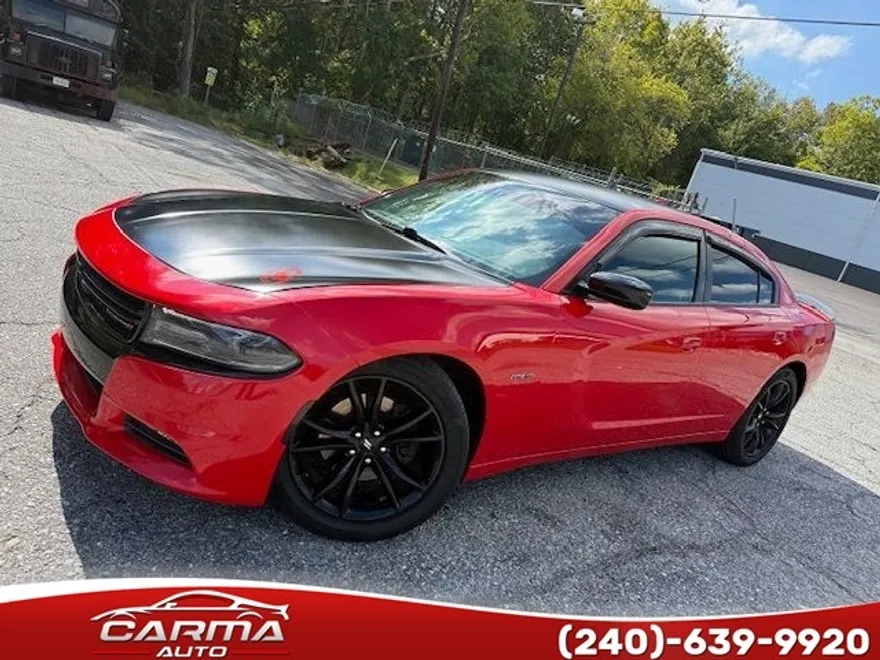 2017 Dodge Charger R/T photo 1