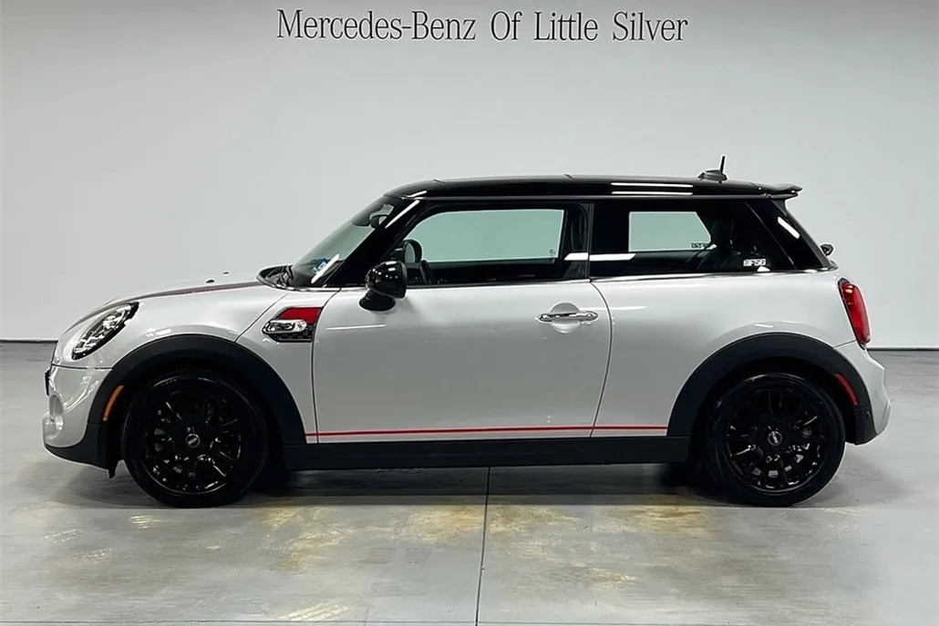 2019 Mini Cooper 2 Door Hardtop S photo 1