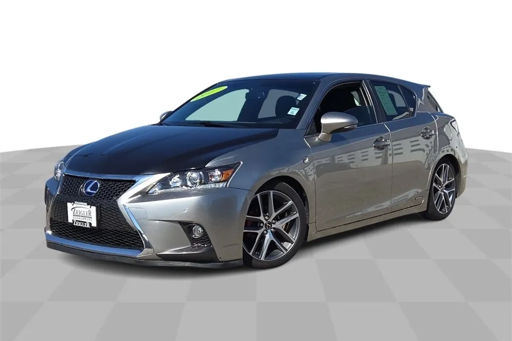 2017 Lexus CT 200h photo 1