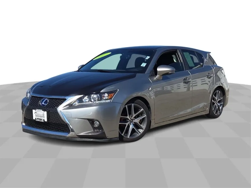 2017 Lexus CT 200h photo 1