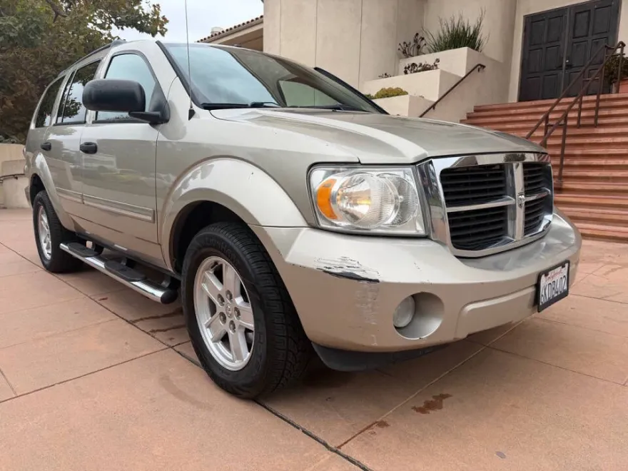 2009 Dodge Durango SLT photo 1