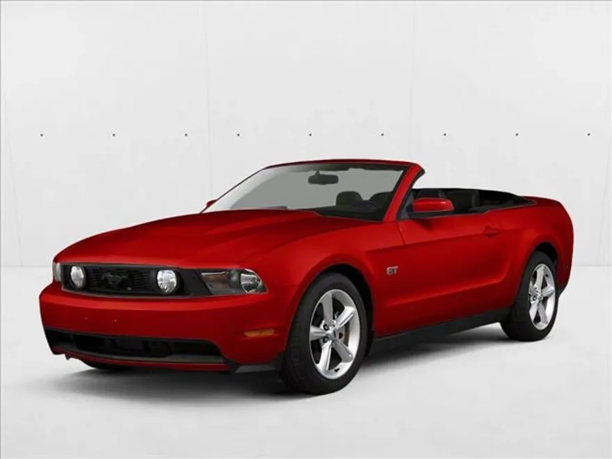 2010 Ford Mustang Convertible photo 1
