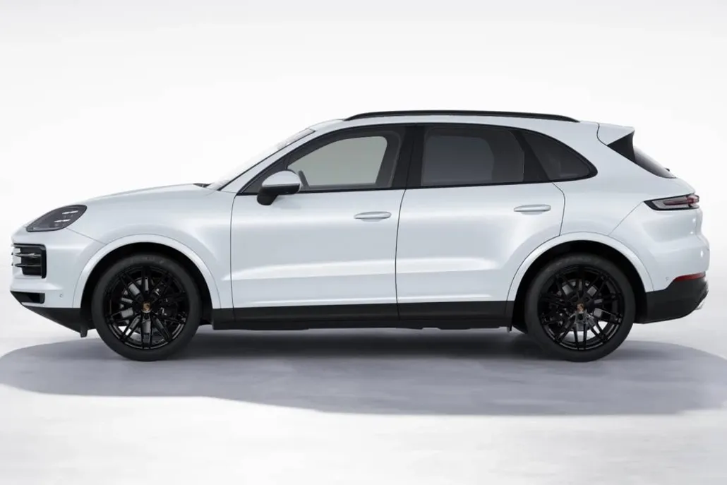 2026 Porsche Cayenne Base photo 1