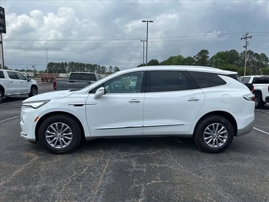 2024 Buick Enclave Premium photo 1