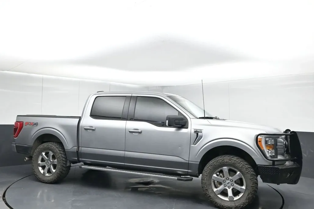 2021 Ford F-150 XLT photo 1