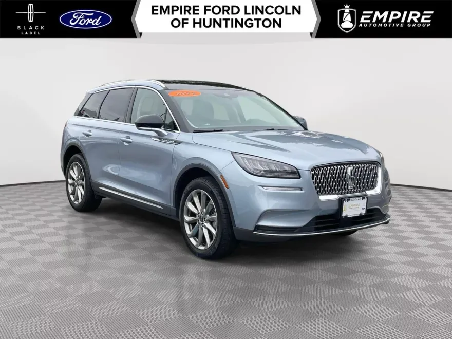 2022 Lincoln Corsair Standard photo 1