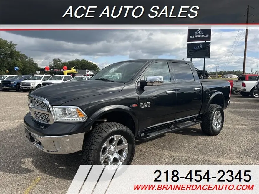 2017 Ram 1500 Laramie photo 1