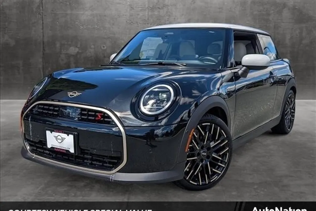 2025 Mini Cooper 2 Door Hardtop S photo 1