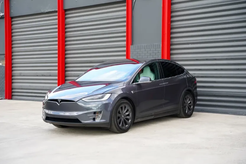 2019 Tesla Model X Long Range photo 1