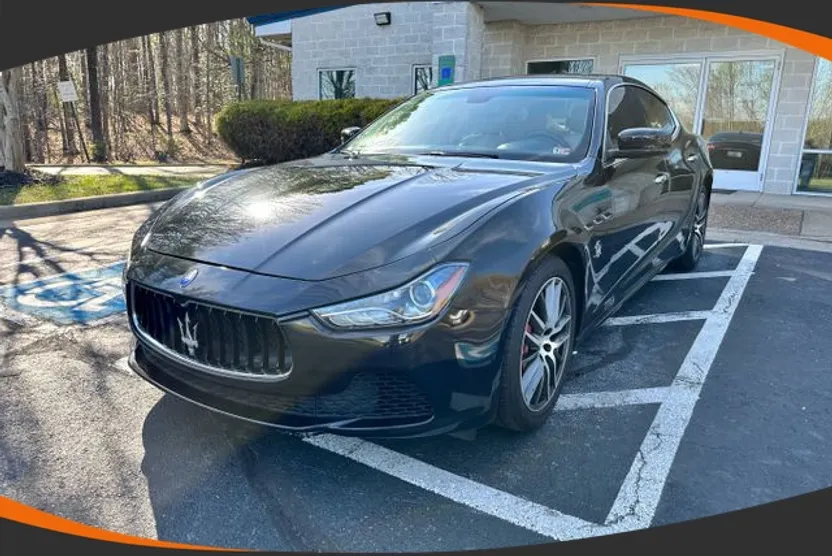 2015 Maserati Ghibli photo 1