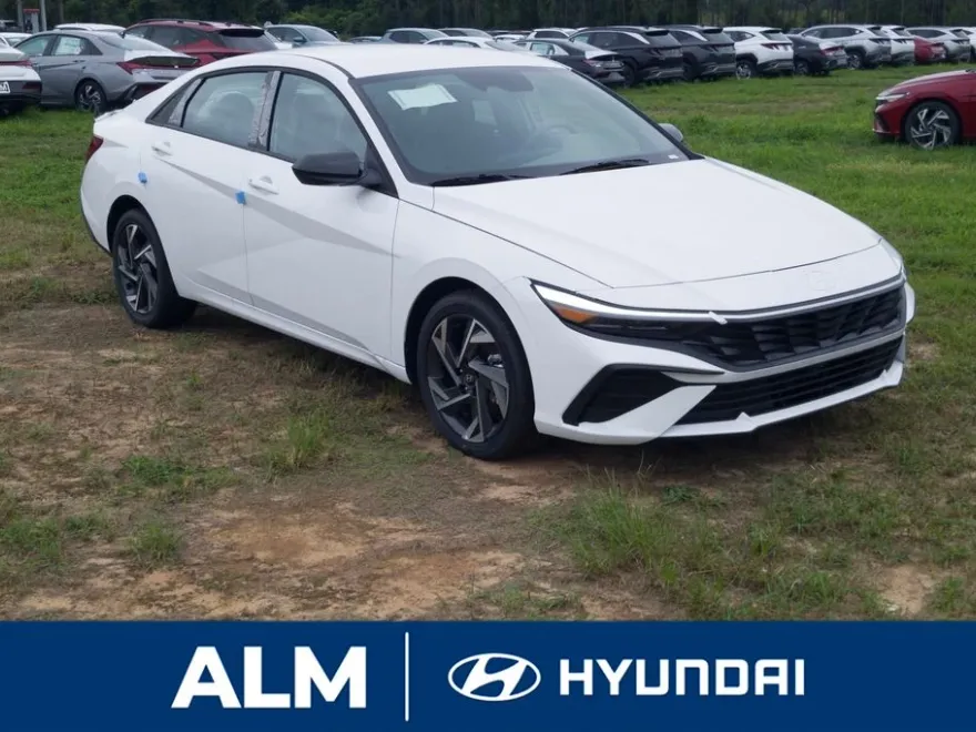 2025 Hyundai Elantra Hybrid SEL Sport photo 1