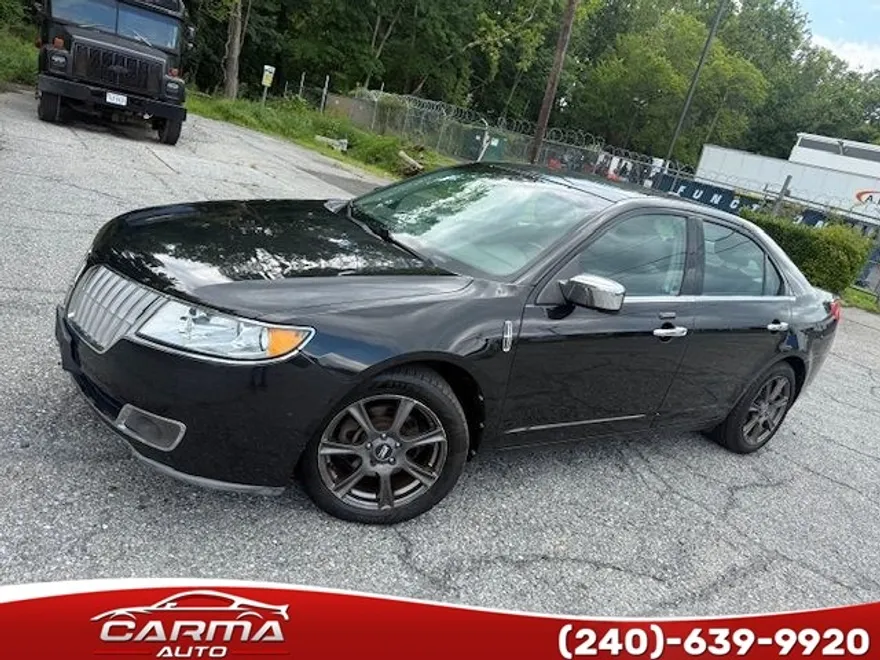 2011 Lincoln MKZ photo 1