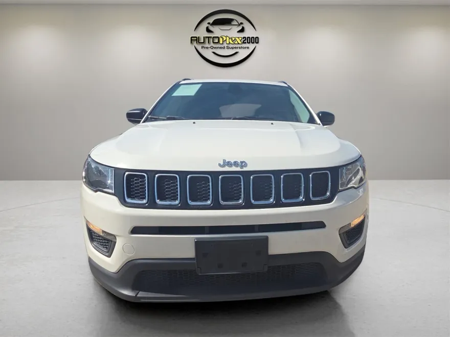 2021 Jeep Compass Sport photo 1
