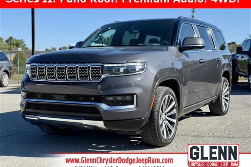 2022 Jeep Grand Wagoneer II photo 1