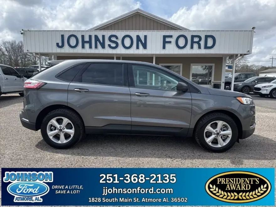 2024 Ford Edge SE photo 1