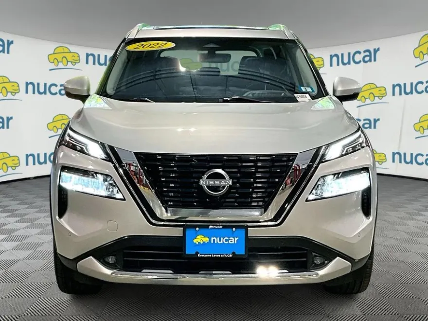 2022 Nissan Rogue Platinum photo 1