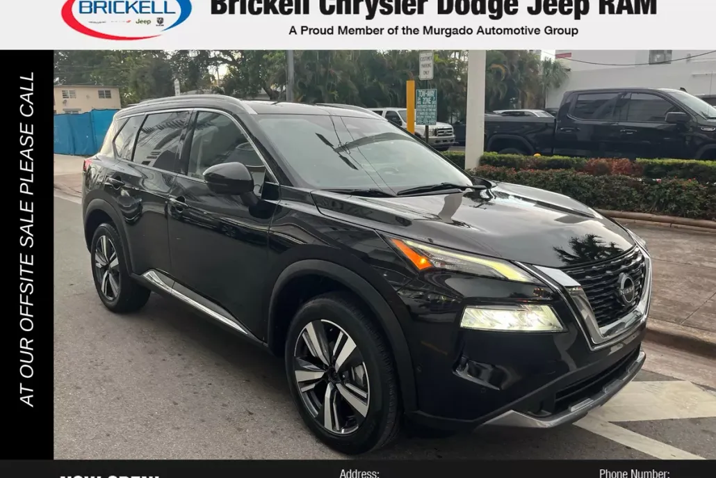 2022 Nissan Rogue SV photo 1