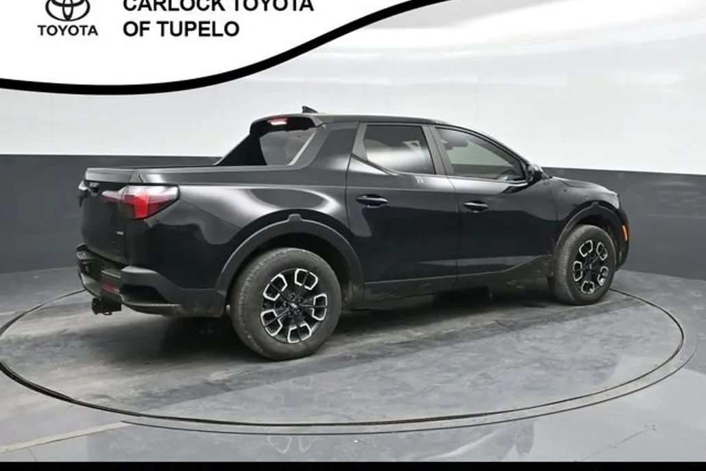 2022 Hyundai Santa Cruz SE photo 1