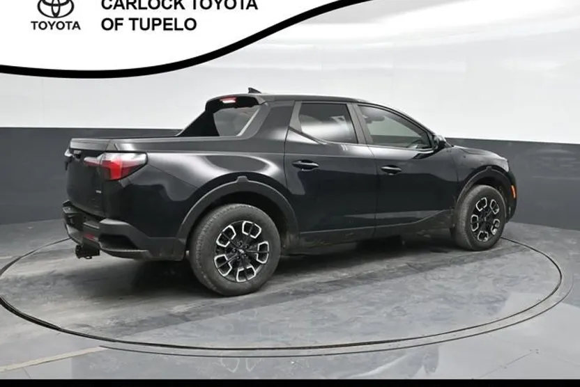 2022 Hyundai Santa Cruz SE photo 1
