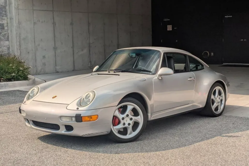 1998 Porsche 911 4 photo 1