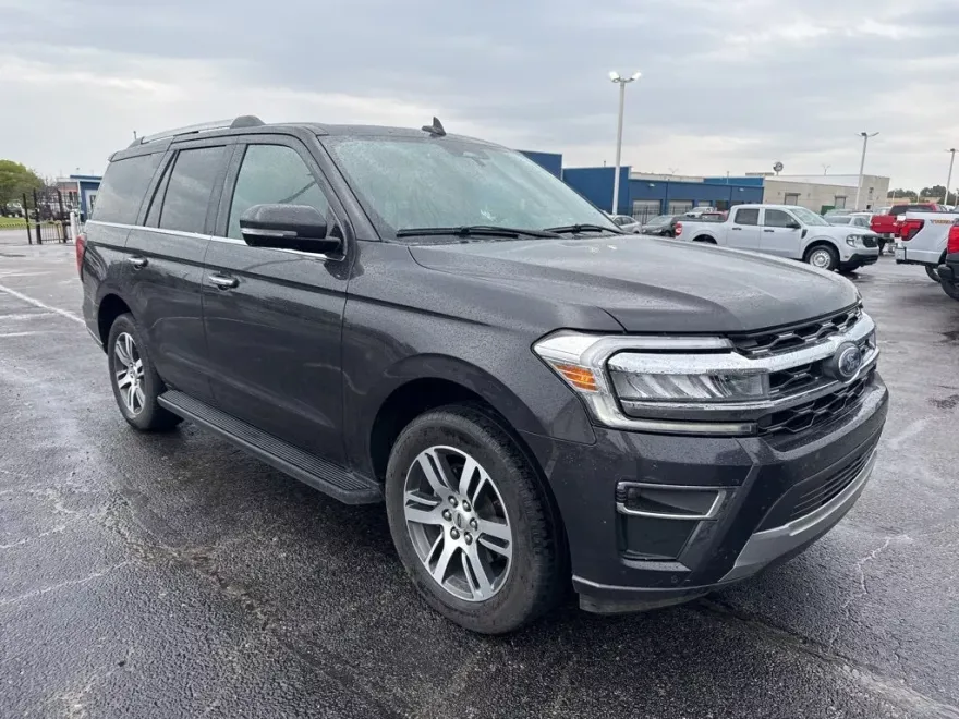 2024 Ford Expedition Limited photo 1