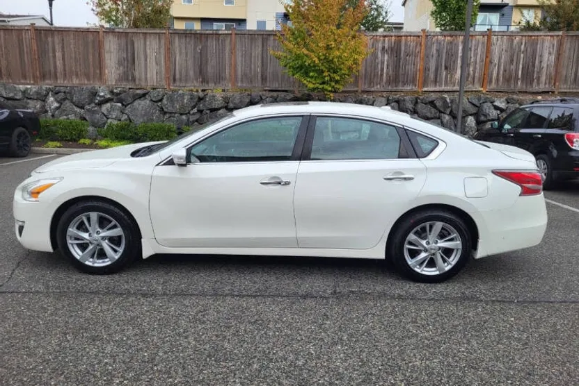 2015 Nissan Altima 2.5 SL photo 1